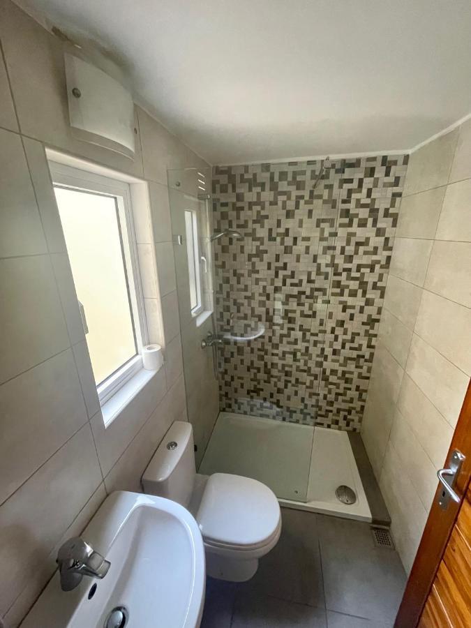Seafront Apartment With Balcony Overlooking Marina Għajnsielem Buitenkant foto
